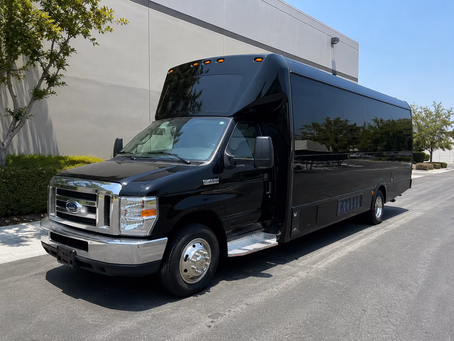 bus rentals for music festivals and multi day events near new york