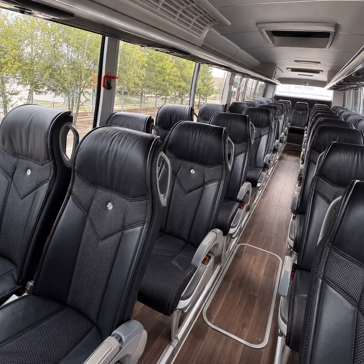 charter buses to yankees mets and baseball games across the