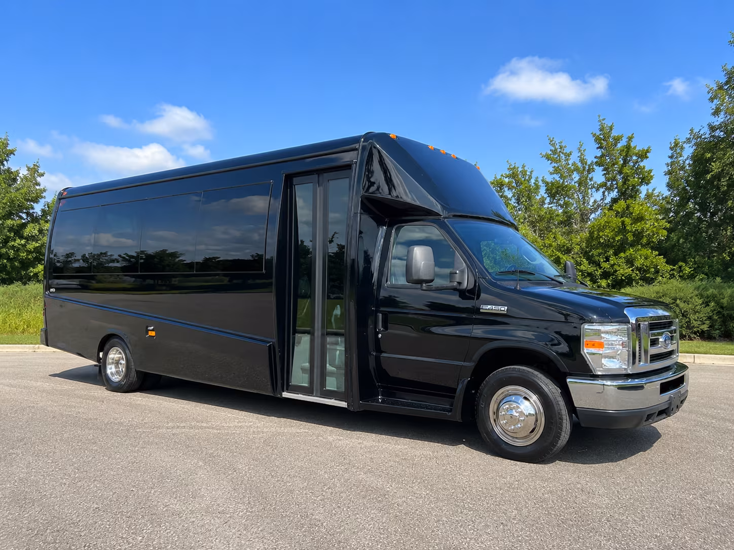 minibus rentals for finger lakes winery tours